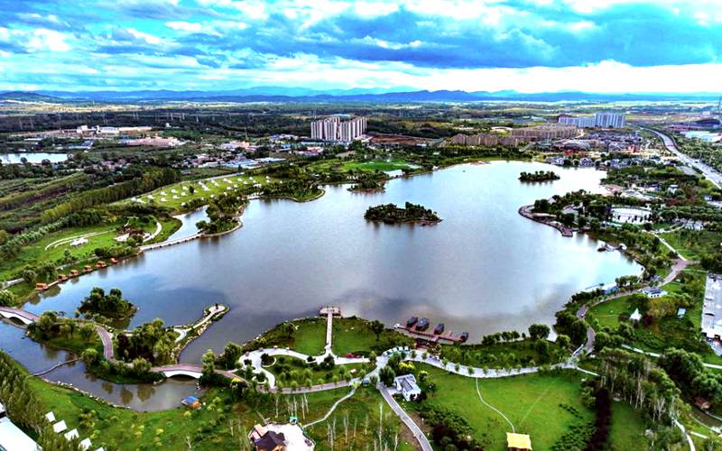 梅河口市不斷提升公園的景觀品質和生態功能